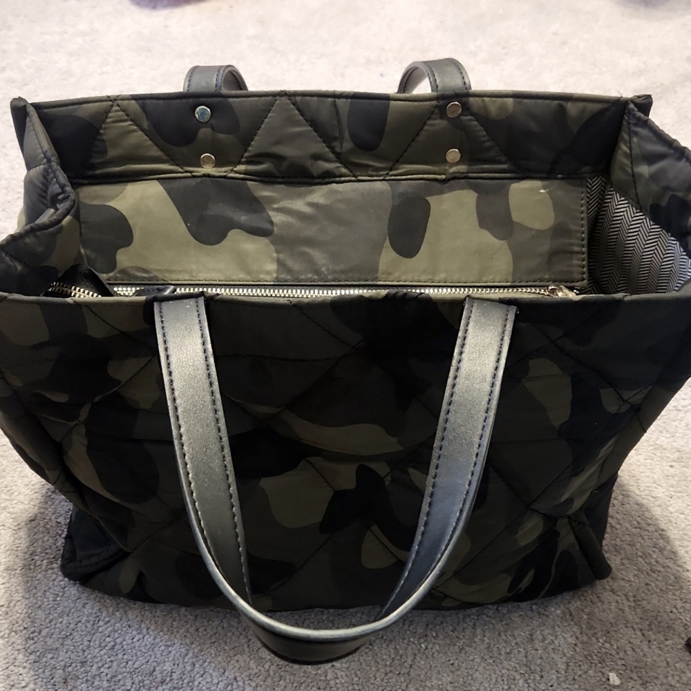 CAMO PRINT HANBAG